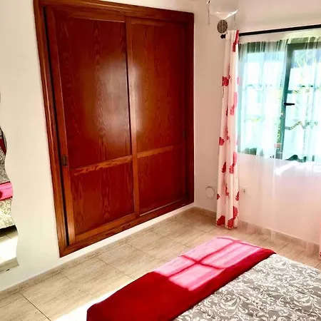וילה Casa Kazbar, Lovely 1 Bed & Communal Pool פלאיה בלנקה